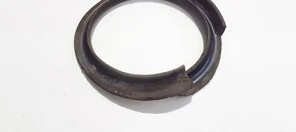 BMW 3 E90 E91 Front coil spring rubber mount 31336767500