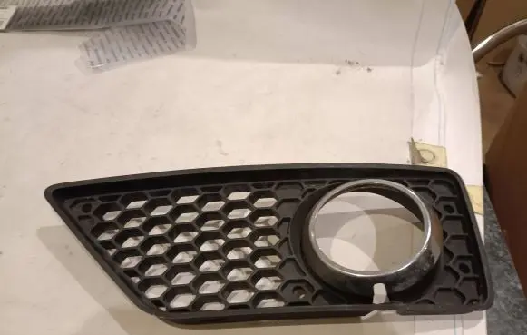Mercedes-Benz S W221 Front bumper corner part panel trim A2218850553 DN15014
