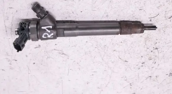 Fuel injector