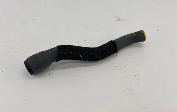 Audi Q7 4L Breather hose/pipe 7L6129653