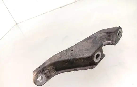 BMW 7 G11 G12 Sway bar bush bracket, front 6861473