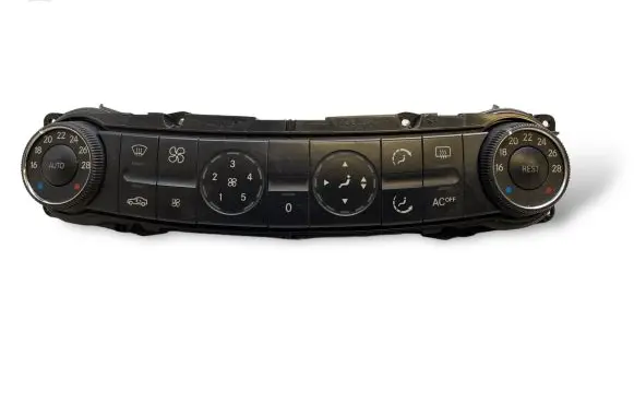 Mercedes-Benz E W211 Climate control unit 2118300385