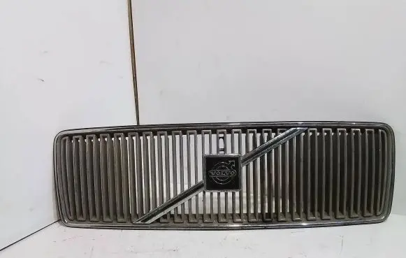 Volvo S70 V70 V70 XC Front bumper upper radiator grill