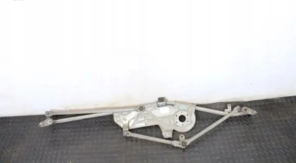 Front wiper linkage