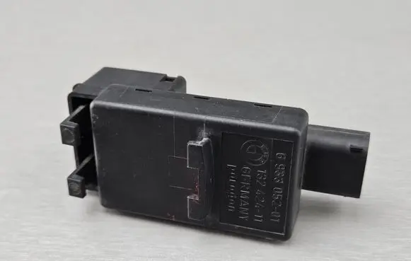 BMW 7 E65 E66 Air quality sensor 6933052 64116933052 0151688