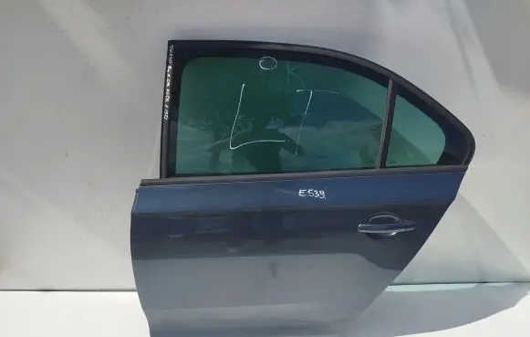 Seat Toledo IV (NH) Rear door