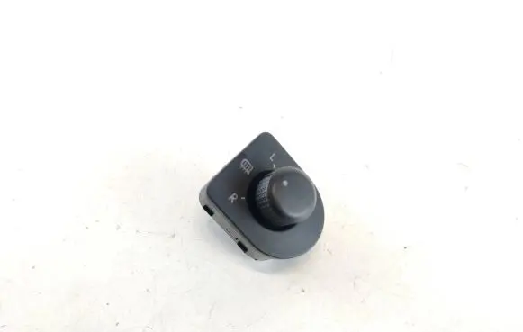 Volkswagen PASSAT B5.5 Wing mirror switch 1J1959565F