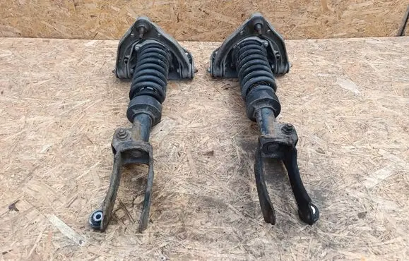Volkswagen Touareg I Front shock absorber with coil spring 7L6412021P 1900558 7L6412022P