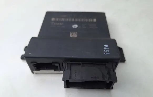 Audi A6 Allroad C6 Gateway control module 4F0907468D 4F0910468A