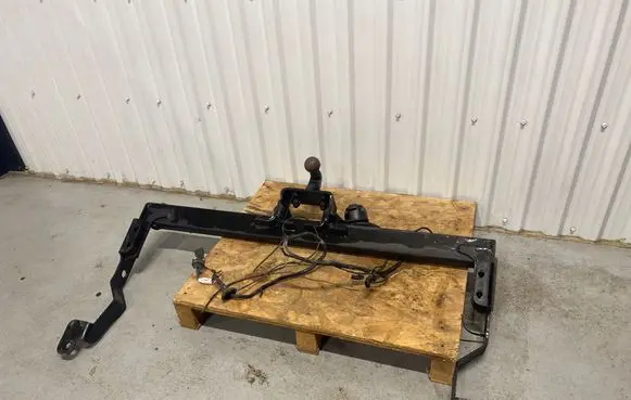 Renault Trafic II (X83) Tow bar set