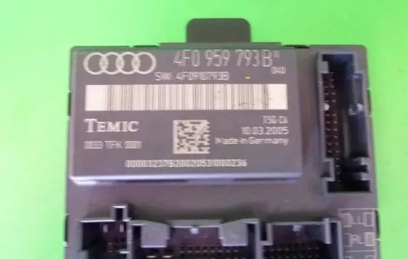 Audi A6 S6 C6 4F Door control unit/module 4F0959793B G247