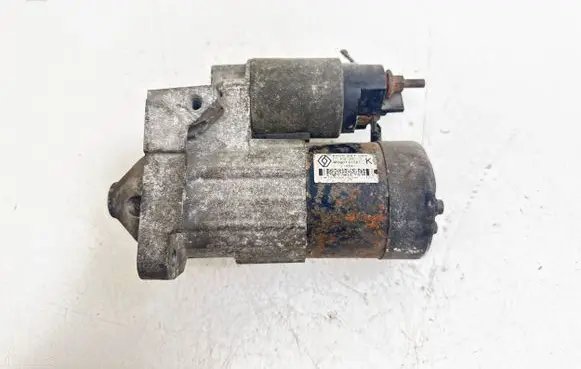 Renault Megane II Starter motor 8200227092 F320 M000T91581