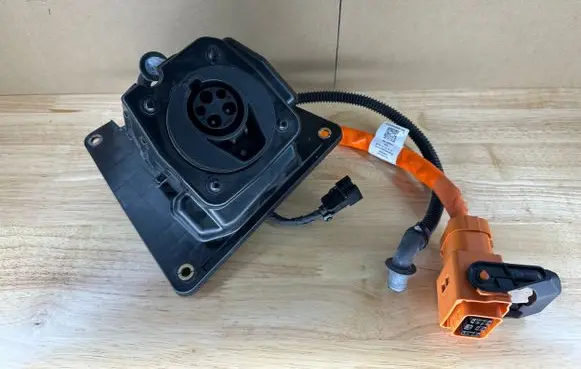 Porsche Cayenne (9Y0 9Y3) Electric car charge socket 9Y0971676L 9Y0971280