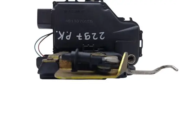 Audi A6 S6 C5 4B Front door lock 4B1837015B