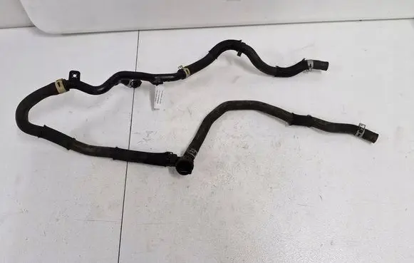 Toyota Avensis T270 Engine coolant pipe/hose 16578-0X011