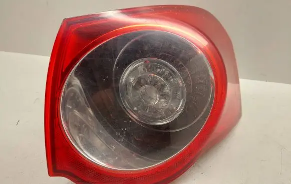 Volkswagen PASSAT B6 Rear/tail lights 3C9945096N