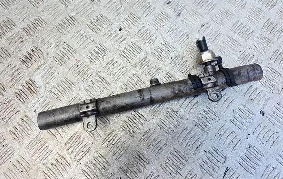Audi A8 S8 D3 4E Fuel main line pipe 057130089K 059130758E