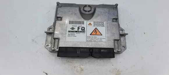 Nissan X-Trail T30 Engine control unit/module 5800445 23710ES65A 2758004453