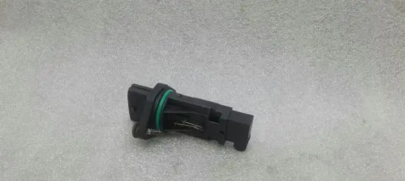 Porsche 911 996 Mass air flow meter 99660612400