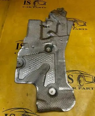 Mercedes-Benz GL X166 Heat shield in engine bay A16668200 A16668201