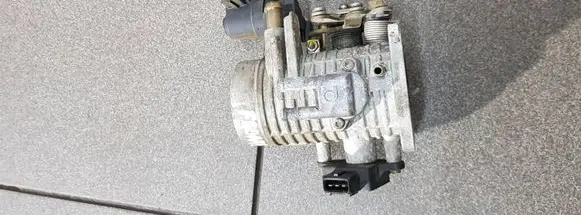 Opel Frontera A Throttle body valve 