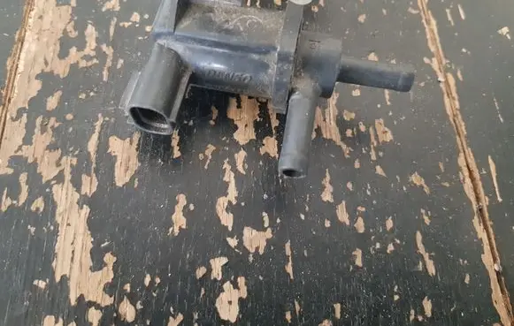 Toyota Yaris Turbo solenoid valve