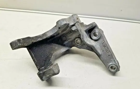 Ford Escort Engine mounting bracket 928F3K738AD nr5033