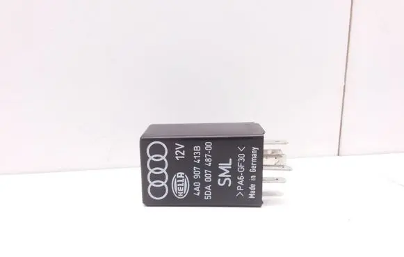 Audi A6 S6 C4 4A Hazard warning light relay 4A0907413B 5DA00748700