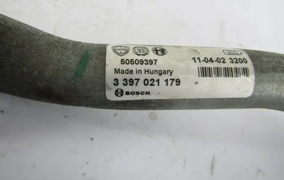 Alfa Romeo Giulietta Front wiper linkage and motor 50509397