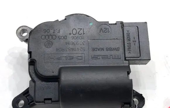 Audi Q7 4L Air flap motor/actuator 52411483R04