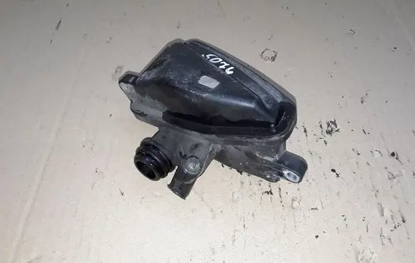 Mercedes-Benz E W212 Intake resonator A6421400087