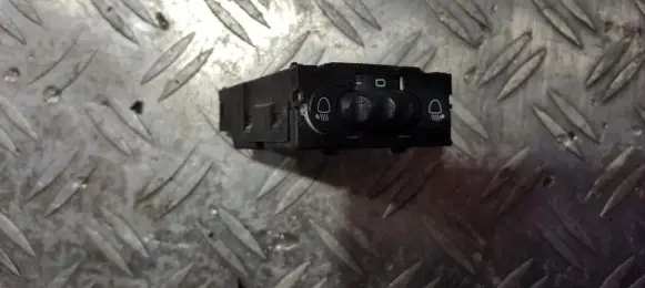 Renault Scenic I Headlight level height control switch 6281