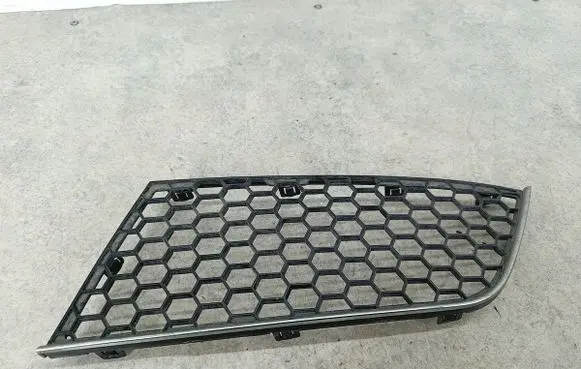 Alfa Romeo Mito Front bumper lower grill 156086254