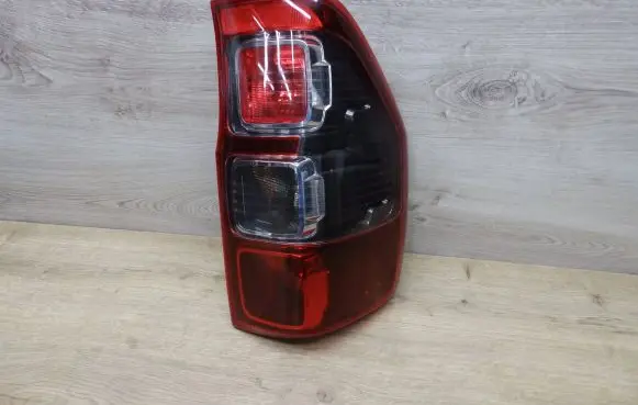 Ford Ranger Rear/tail lights B3913405