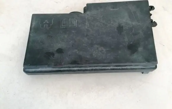 Volvo V50 Fuse box cover 30728346 318818127
