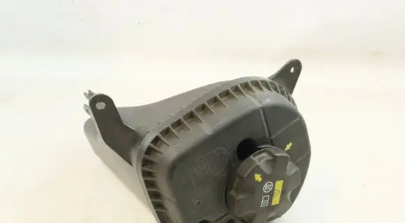BMW X6M F86 Coolant expansion tank/reservoir 8621092 17138621092