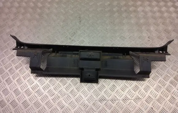Peugeot RCZ Rear bumper mounting bracket 374496693 YM21900977