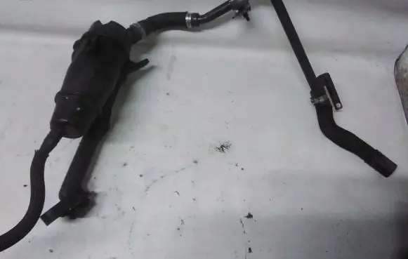 Opel Insignia A Oil breather separator 55575980