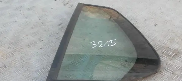 Volkswagen Golf VII Rear side window