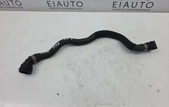 BMW 5 GT F07 Engine coolant pipe/hose 12168814