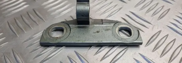 Volvo V70 Rear door lower hinge