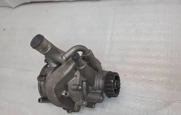 McLaren 650S Water pump 00062231 M0R24713