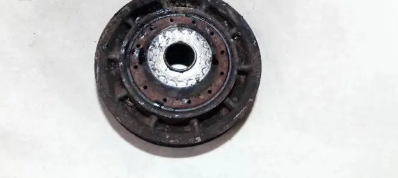 Renault Megane II Crankshaft pulley