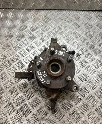 Subaru Legacy Front wheel hub