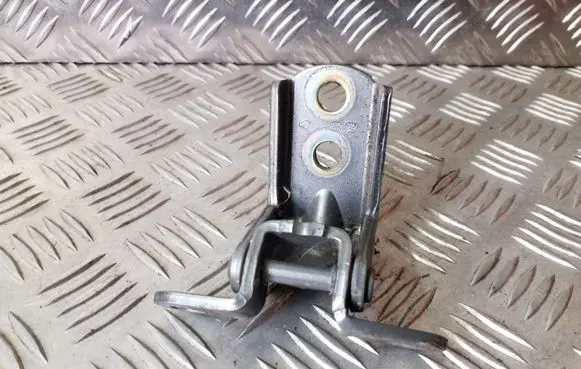 Infiniti FX Rear door lower hinge