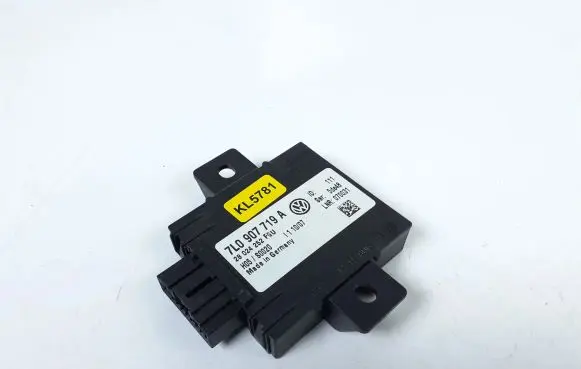 Volkswagen Touareg I Alarm control unit/module 7L0907719A KL5781