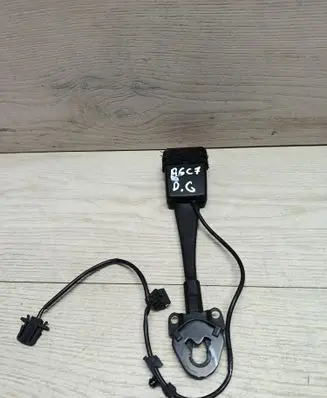 Audi A6 S6 C7 4G Rear seatbelt buckle 8K0857755F 220312