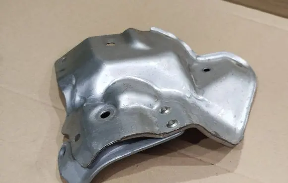 Renault Koleos II Exhaust heat shield 