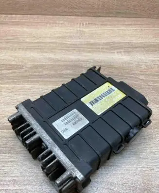 Audi 80 90 S2 B4 Engine control unit/module ECU 443907403D 0280000734