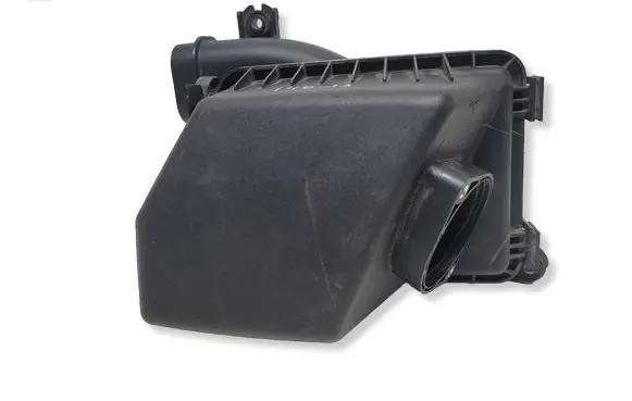 Hyundai i40 Air filter box 281103Z000